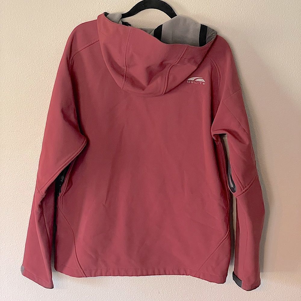 Go Lite Lined Waterproof Jacket. Size Large. - Picture 2 of 4